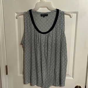 Jones New York Black and White blue Geometric Tank Top